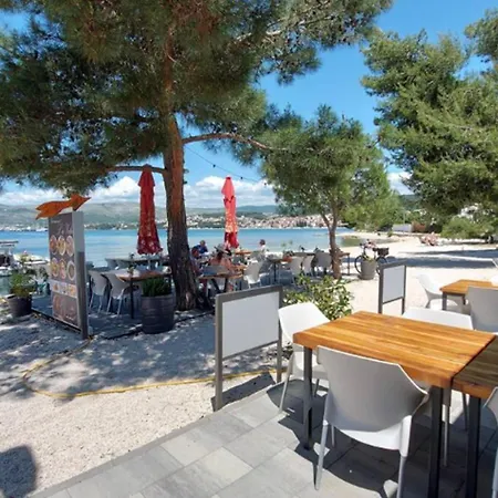 Spacious Lush Garden Private Access To - Sherene Holiday home Trogir