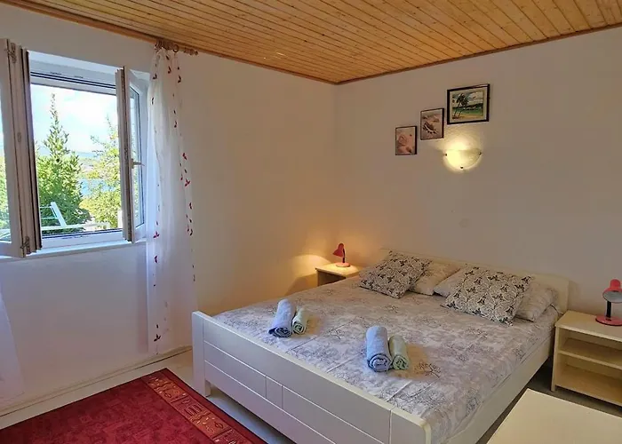 Hébergement de vacances Spacious Lush Garden Private Access To - Sherene
