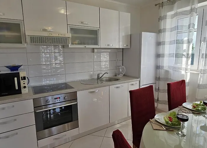 Hébergement de vacances Spacious Lush Garden Private Access To - Sherene *